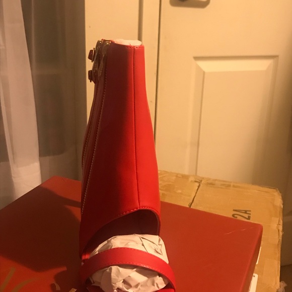 Boots - Picture 2 of 5